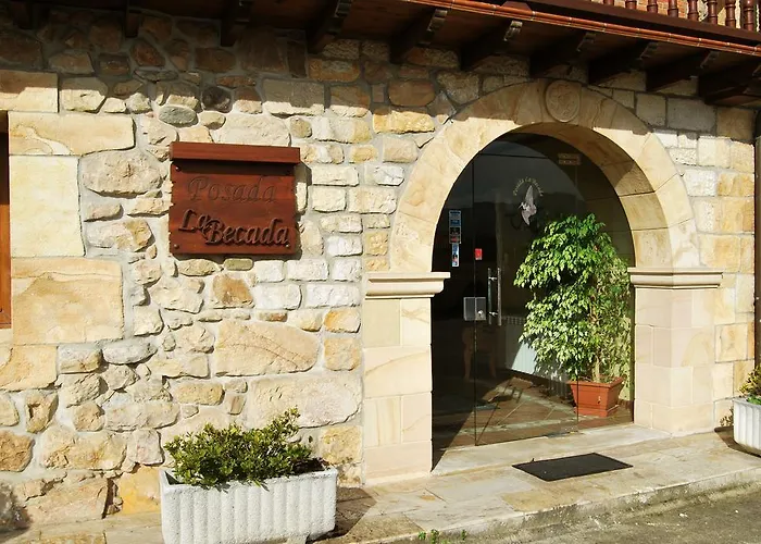 La Becada De Buelna 컨트리하우스 로스코랄레스데부엘나