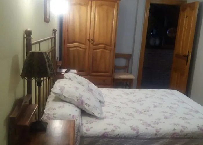 컨트리하우스 La Becada De Buelna *